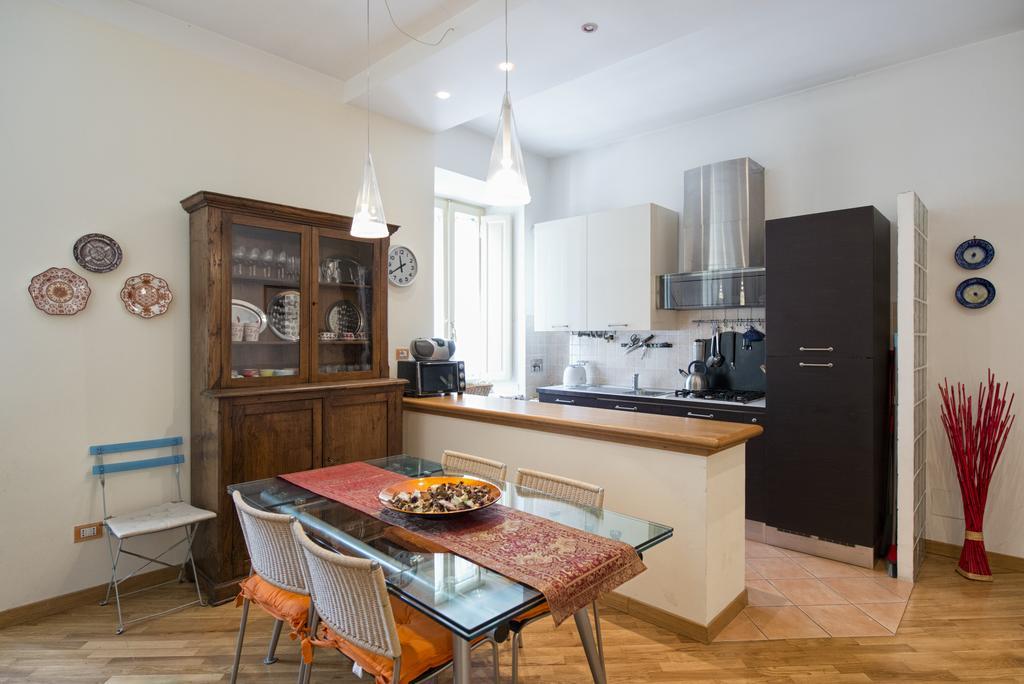 Casa Elena - Italyholidayhouse Roma Oda fotoğraf
